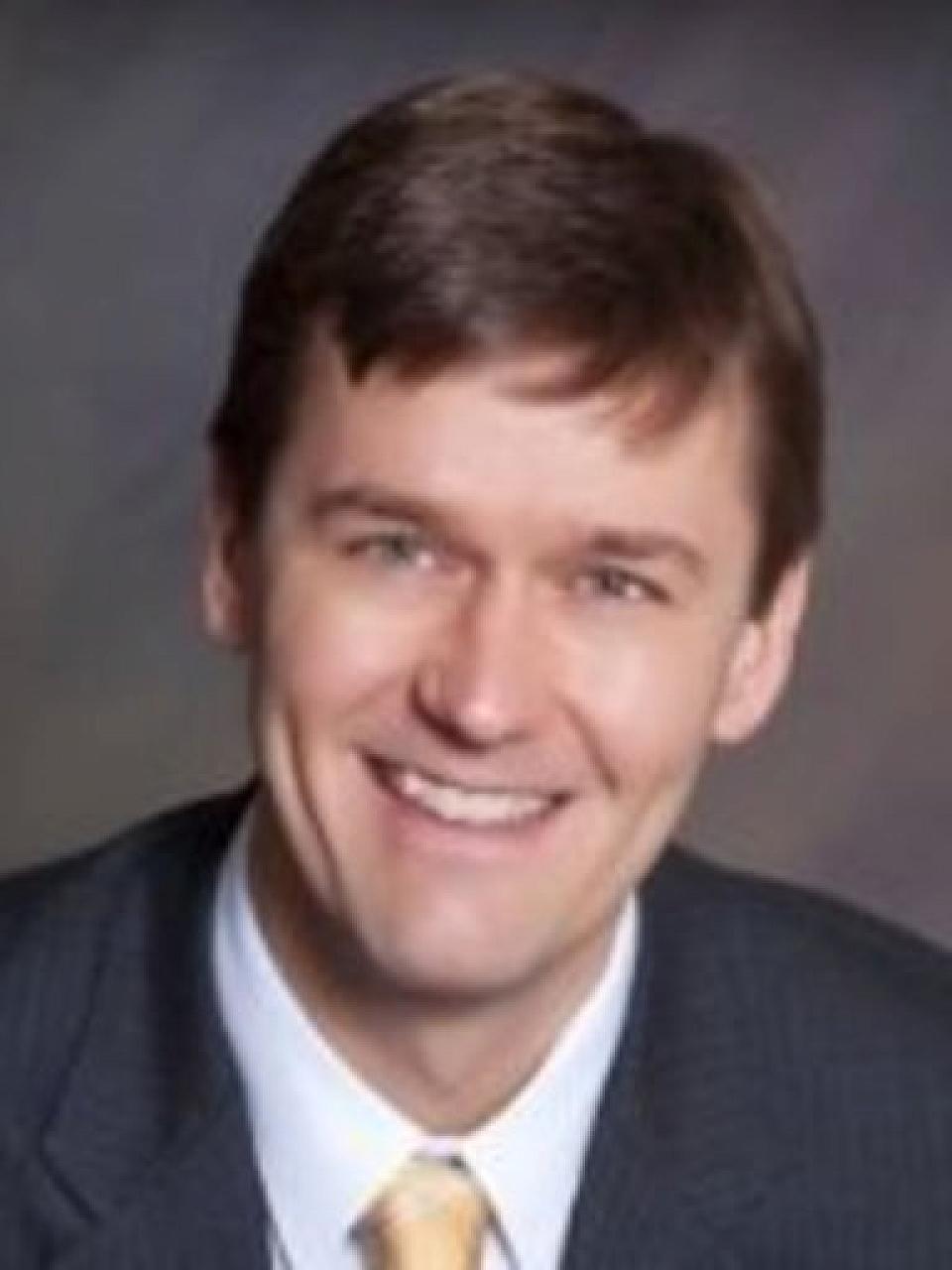 Andrew Knighton Headshot