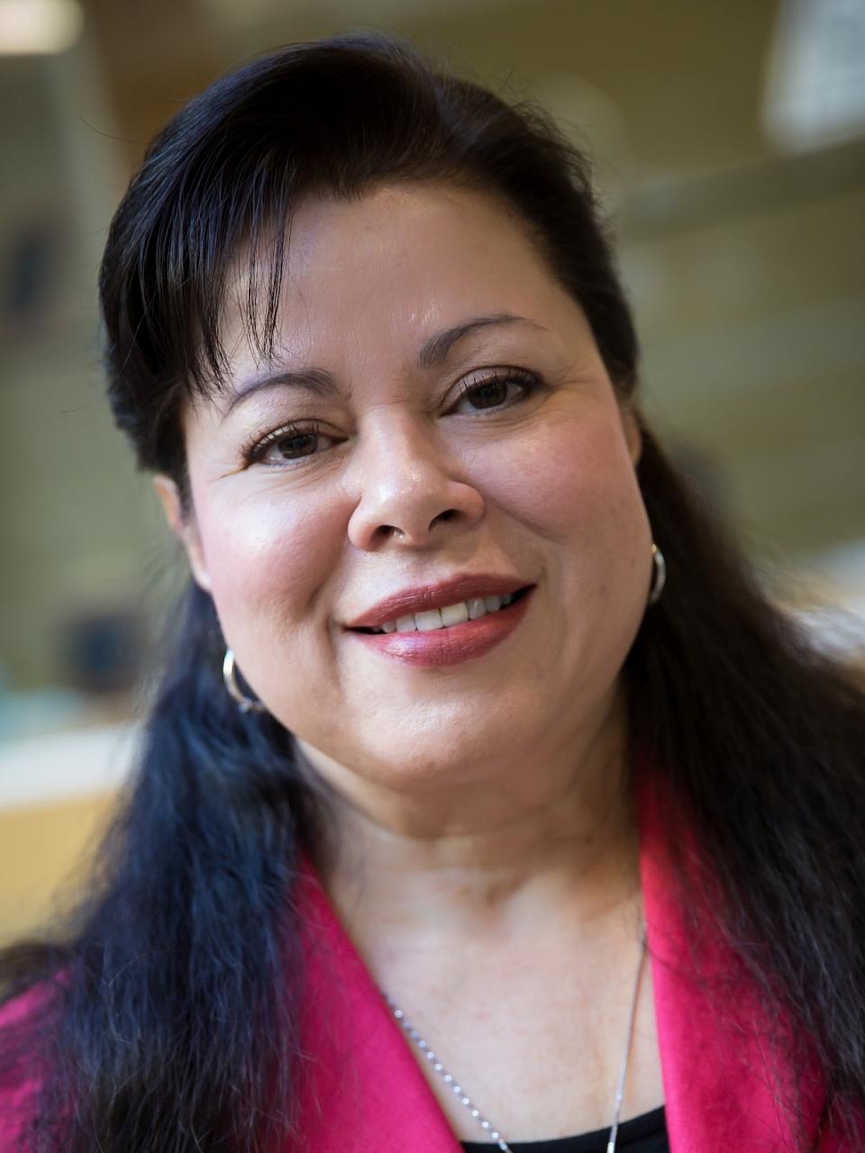 Sanchez-Birkhead Headshot