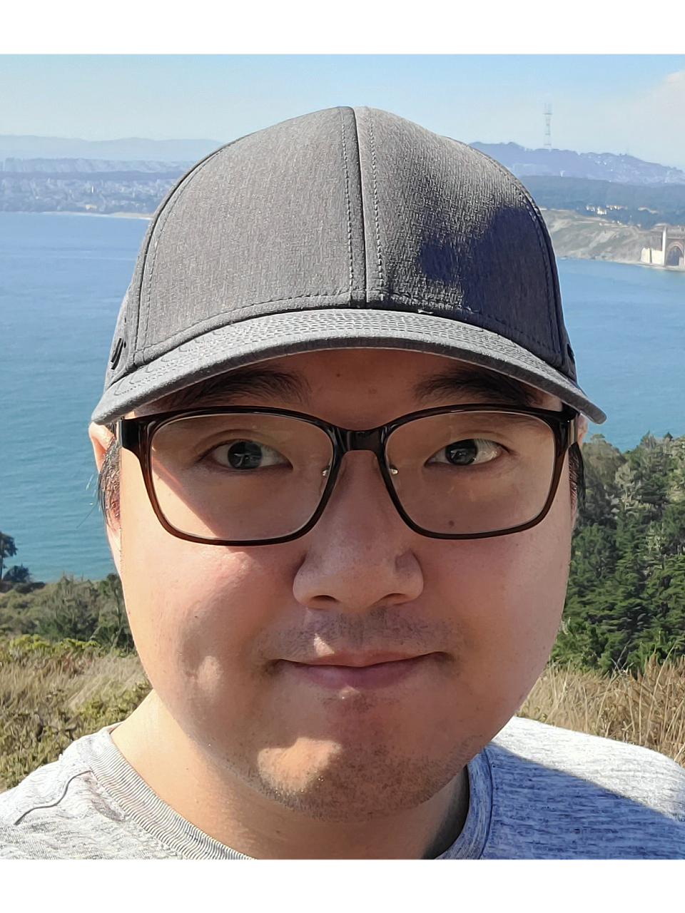 Jin Hwam Kim Headshot 