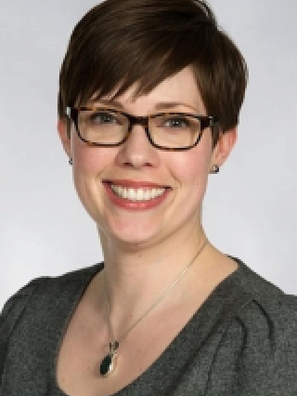 Kim Moyle Headshot